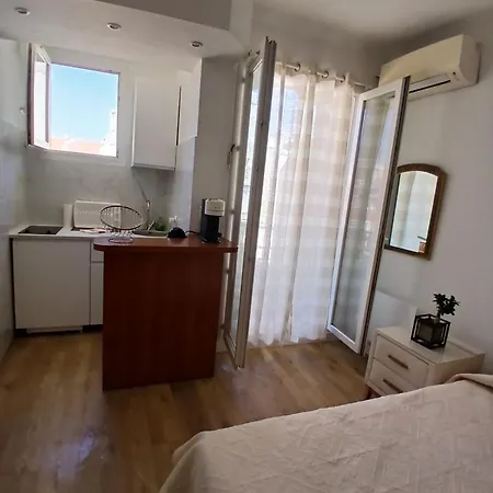 Maria Apartment *